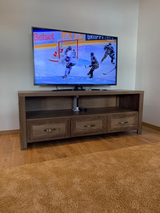 Staadioni Apartment Тарту Экстерьер фото