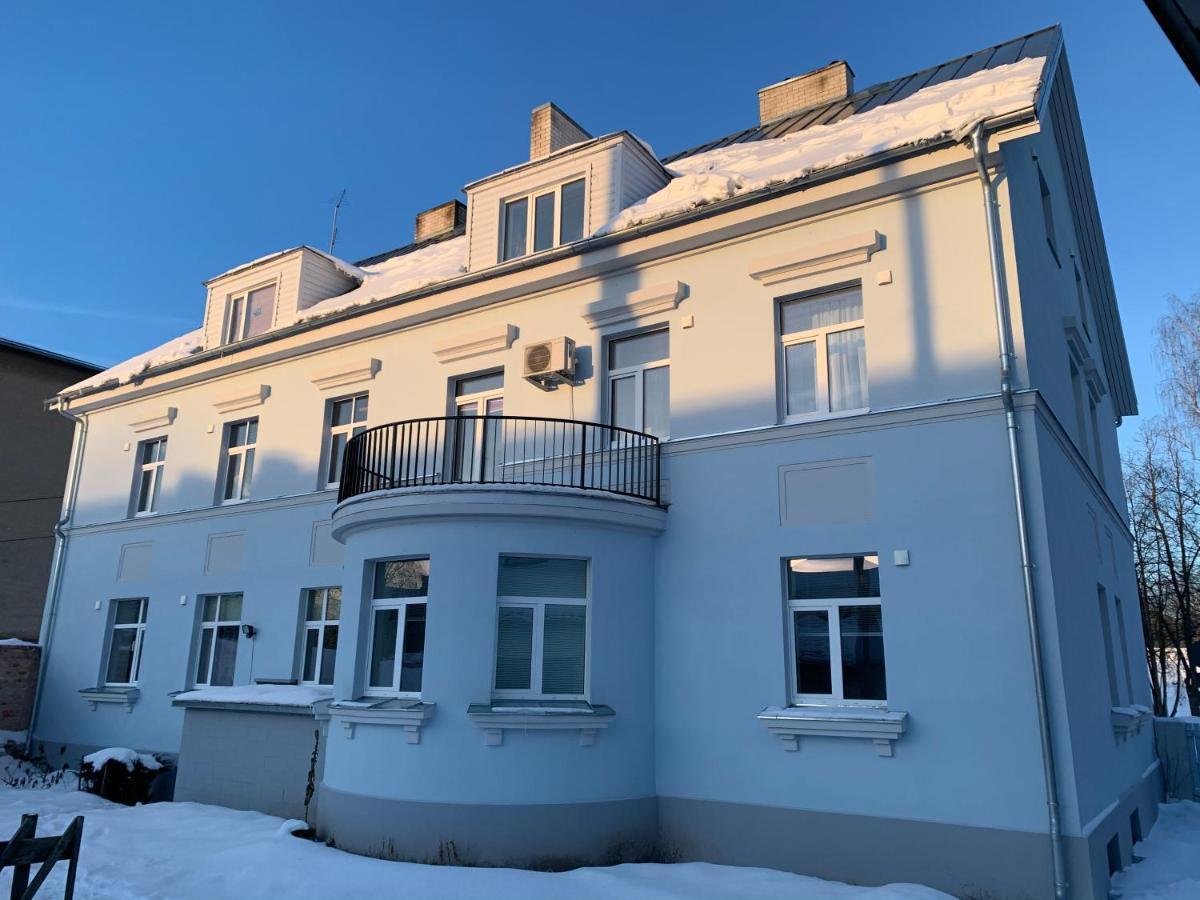 Staadioni Apartment Тарту Экстерьер фото